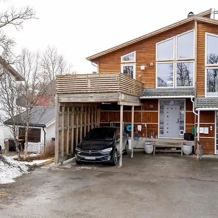 Spacious - Free Parking